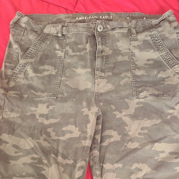 American Eagle Outfitters Pants - American Eagle Olive Stretch Pants